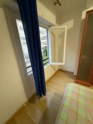 Se alquila habitacion para dos personas