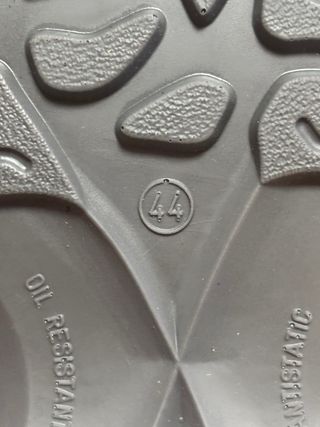 Zapatos de seguridad Deltaplus T44 nuevos