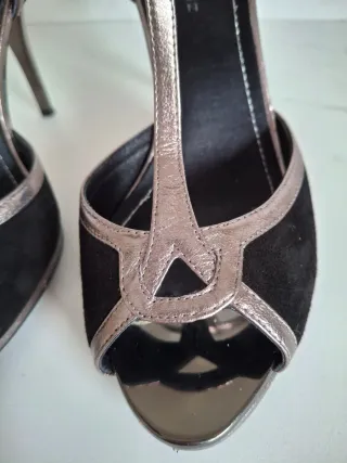 Zapatos Gloria Ortiz tacón negro/plata