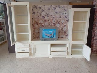 Mueble de salón comedor blanco envejecido