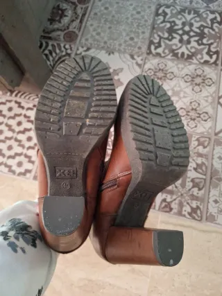 Botines Xti Marrones Talla 40.