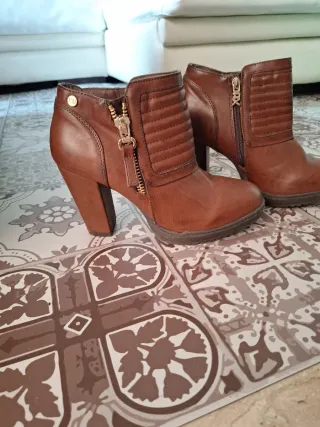 Botines Xti Marrones Talla 40.