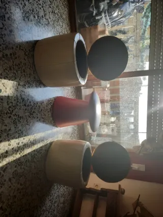 Due poltroncine piccole beige e rosse