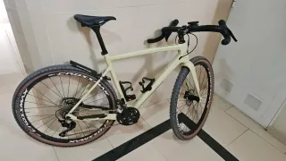 Bicicleta Gravel Carbono Taglia M