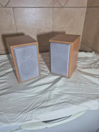 Altavoces Speaker System Marrón y Plata