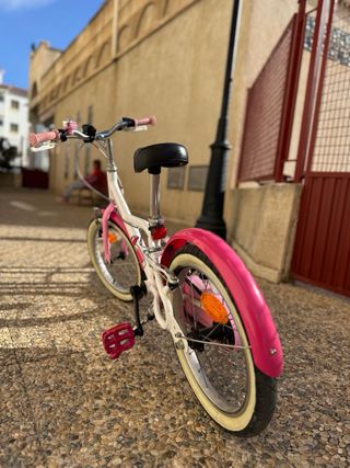 Bici rosa para ninas 4-7 años