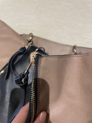 Bolso reversible beige y negro