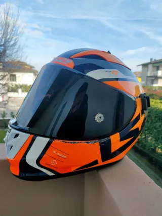 Casco moto LS2 in carbonio