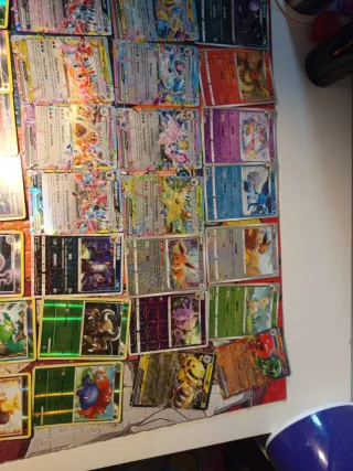 Lotto carte Pokémon Evoluzioni Eevee Umbreon