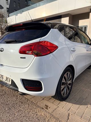 KIA Ceed 2015 Diesel - ITV hasta diciembre 2026