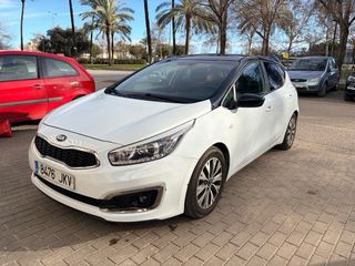 KIA Ceed 2015 Diesel - ITV hasta diciembre 2026