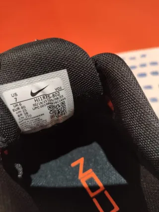 T. 40 Zapatillas Nike Metcon 10