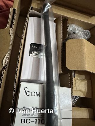 Icom IC-A6 Walkie Talkie Banda Aérea