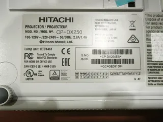 Proyector Hitachi CP-DX250 PARA PIEZAS.