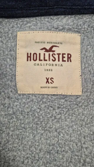 Sudadera Hollister con cremallera