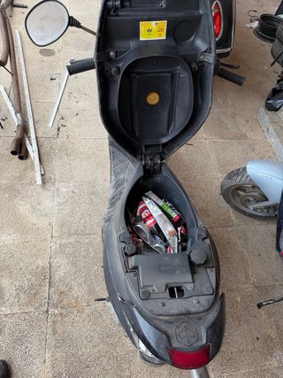 Piaggio Zip 2T