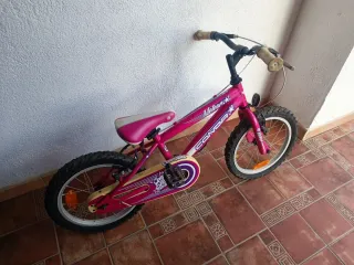 Bicicleta infantil rosa CONOR
