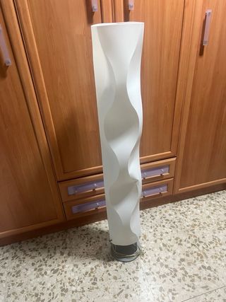 Lampada da terra moderna