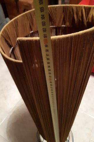 Lampada da terra tessuto e metallo marrone