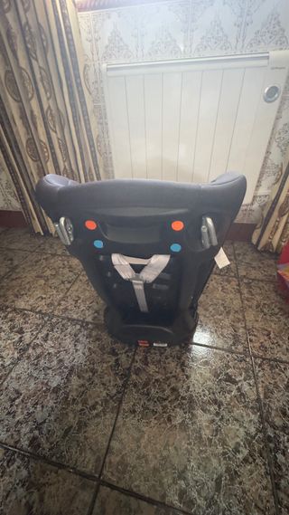 Silla de coche negra