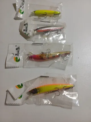 Señuelos de pesca variados
