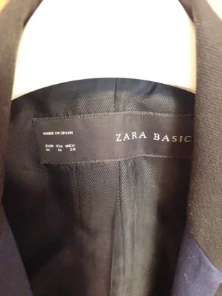 Americana entallada Zara negra