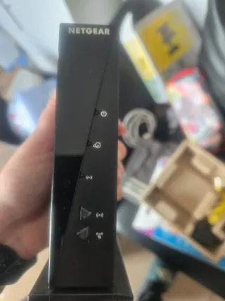 Router WiFi Netgear N300 WNR2000v5