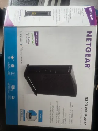Router WiFi Netgear N300 WNR2000v5