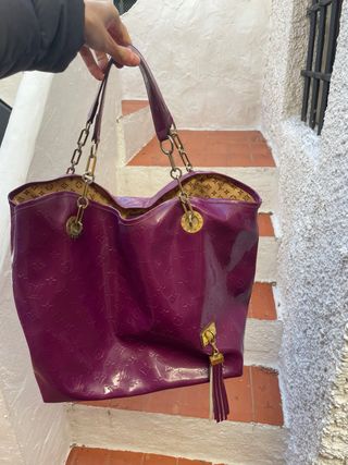 Borsa Louis Vuitton Viola in Vernice