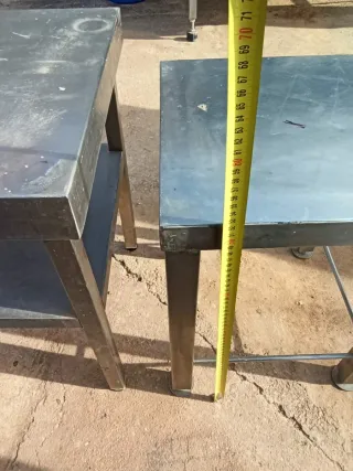 Mesa de acero inoxidable