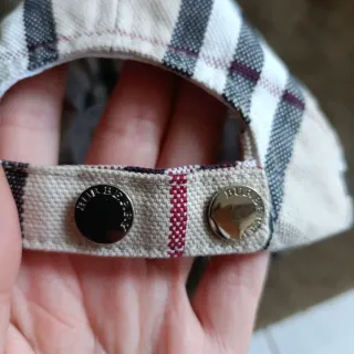 Cappello Burberry Beige Check