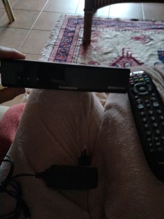 Decodificador tv satélite Thomson