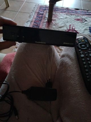 Decodificador tv satélite Thomson