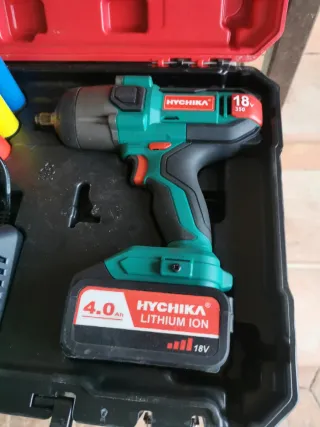 Atornillador de impacto Hychika 18V