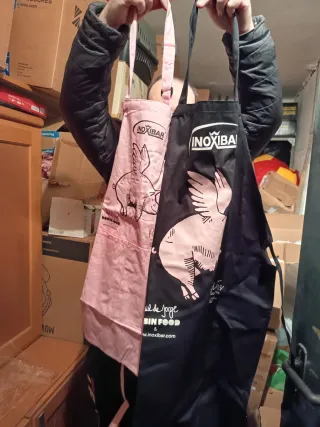 Mandiles Robin Food Negro y Rosa