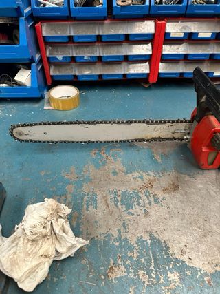 Motosierra Eléctrica Jonsered CS 2121 EL