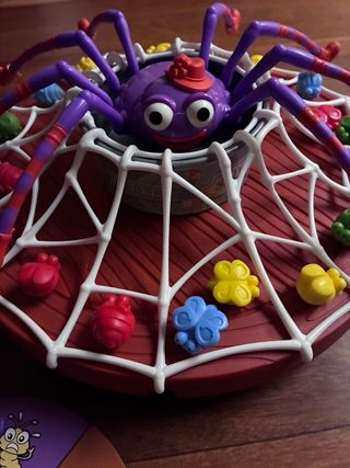 Juego Doña Araña Patas Largas IMC Toys