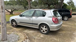 Nissan Almera 2002