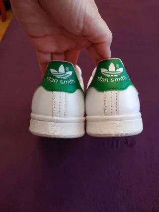 Zapatillas Adidas Stan Smith niño o niña Talla 35.