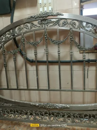 Cabecero antiguo metal dorado/plateado