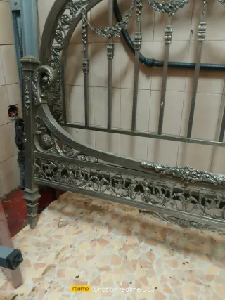 Cabecero antiguo metal dorado/plateado