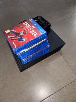 PS4 Pro Sony Negra + Spider-Man