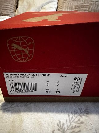 Zapatillas Puma multitacos niño talla 33.