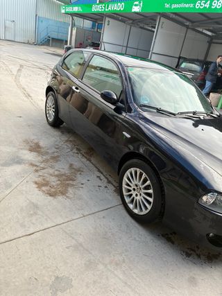 Alfa Romeo 147 2008