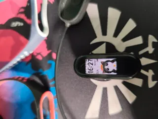 Xiaomi Mi Band 4 con correas y Cargador