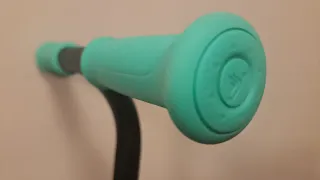 Patinete eléctrico infantil con luces LED