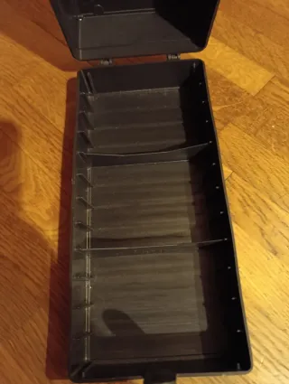 Porta cassette portatile in plastica