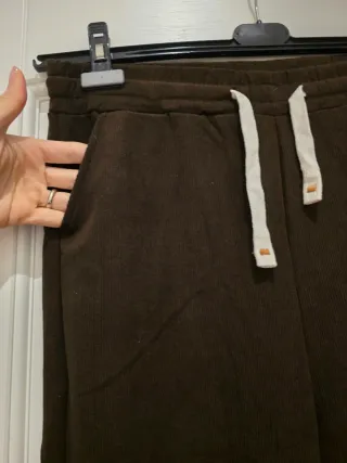 Pantaloni jogger marroni
