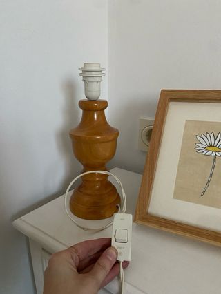 Base de lámpara de madera