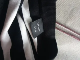 Conjunto Falda y Jersey Rayas Bershka